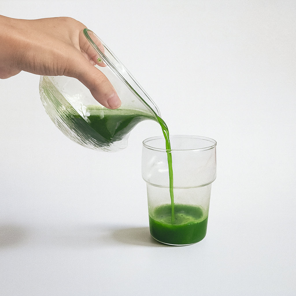 KASUMI BOWL™ – Double-Wall Glass Matcha Bowl with Pouring Spout | Borosilicate Tea Bowl for Matcha & Lattes